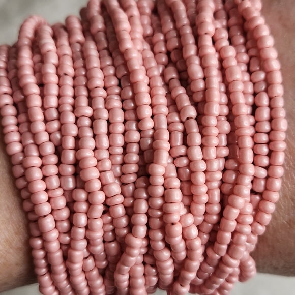Vintage pink coral bead bracelet - Picture 5 of 6